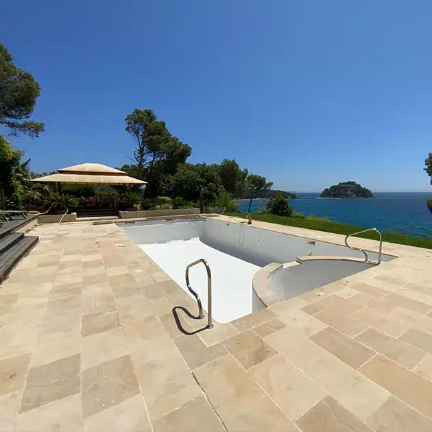 Rénovation piscine maçonné Bormes-Les-Mimosas Var