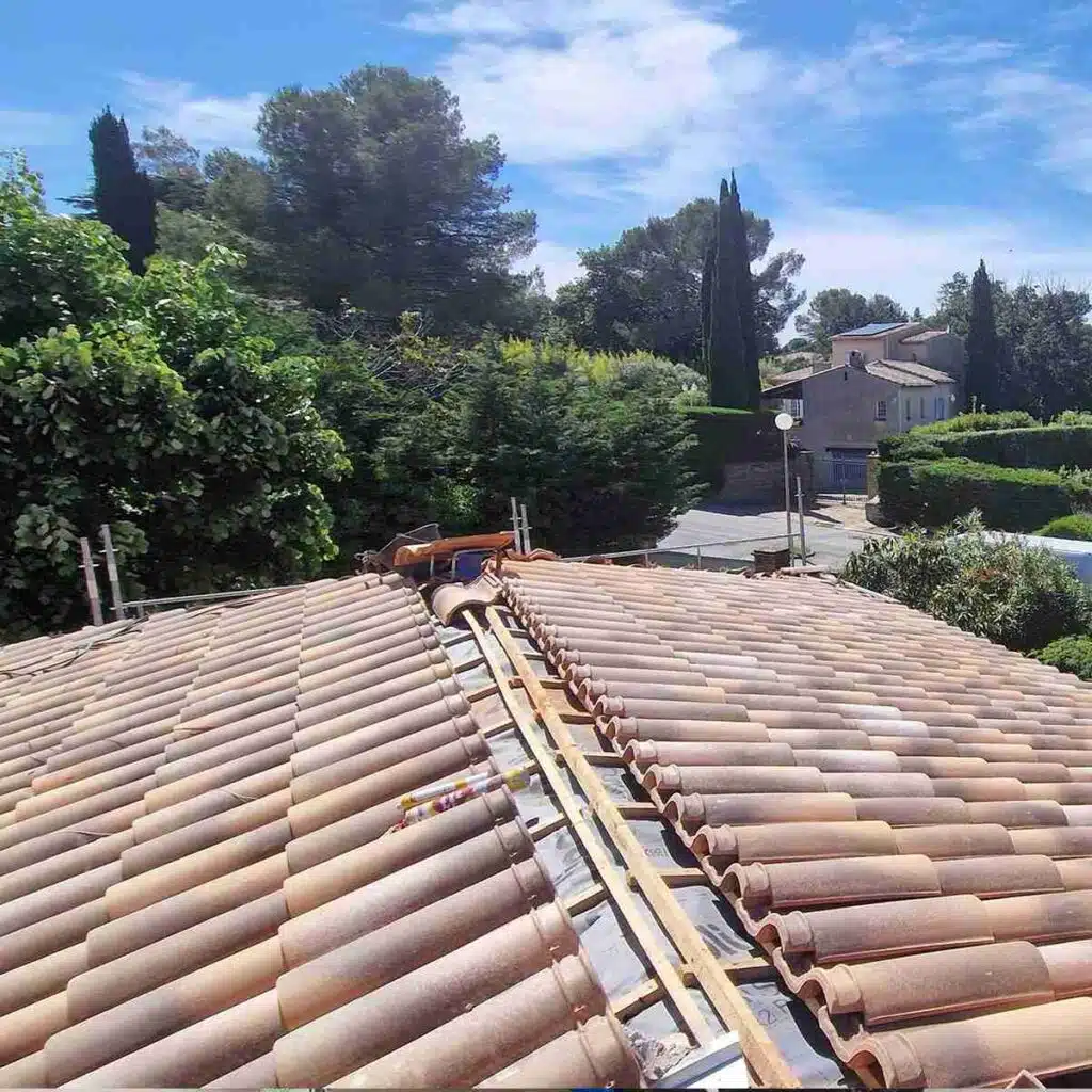rénovation toiture bien atypique Var