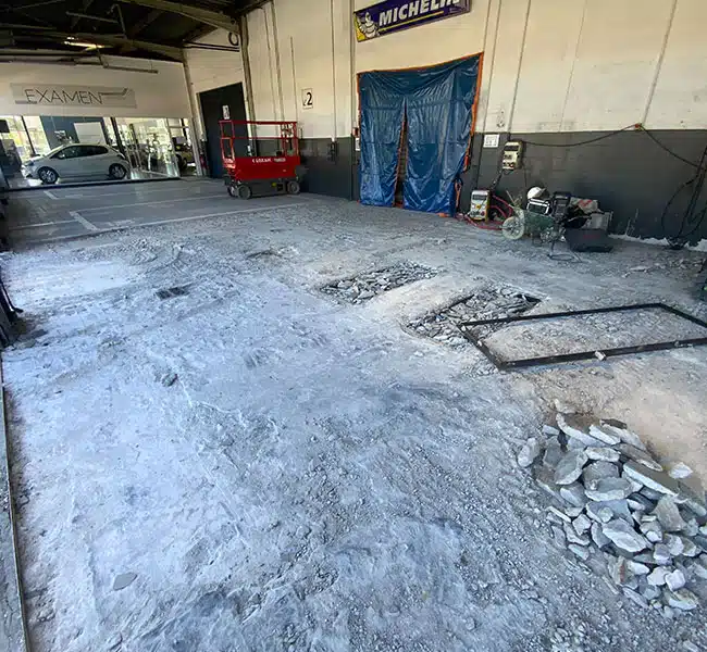 Rénovation concessions automobiles à Hyères et Toulon