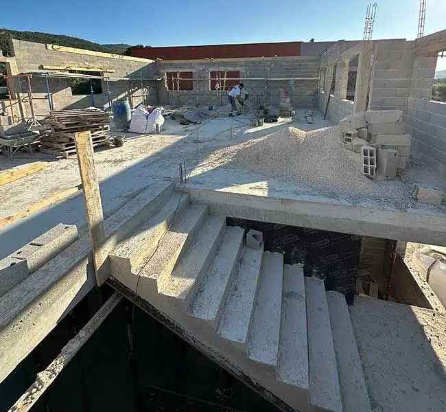 Construction bâtiment professionnel à Solliès Pont
