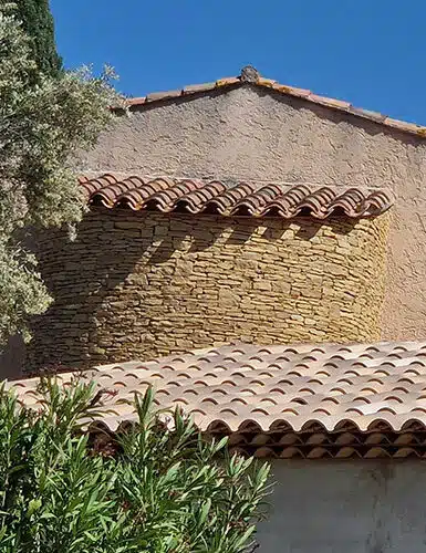 Travaux charpentes et toitures Var