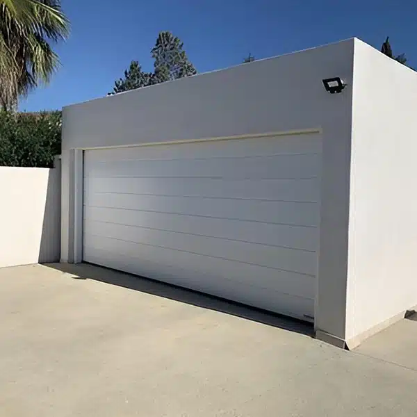 Porte de garage Menuiserie Var